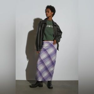 UO Janelle Mid-Rise Midi Skirt